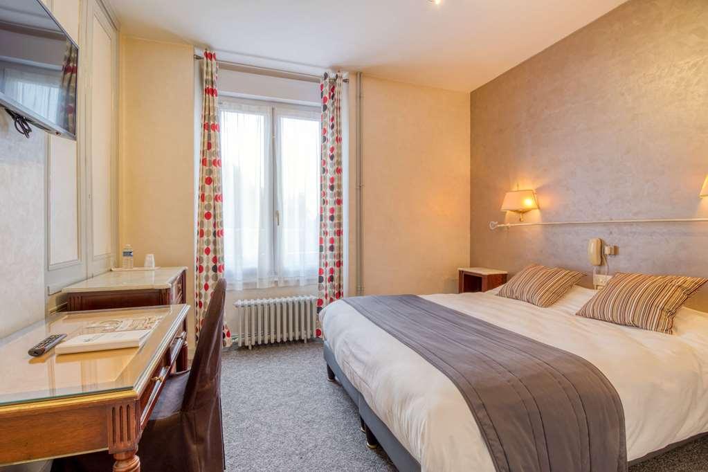 Brit Hotel Le Cygne Saint-Hilaire-du-Harcouët Cameră foto
