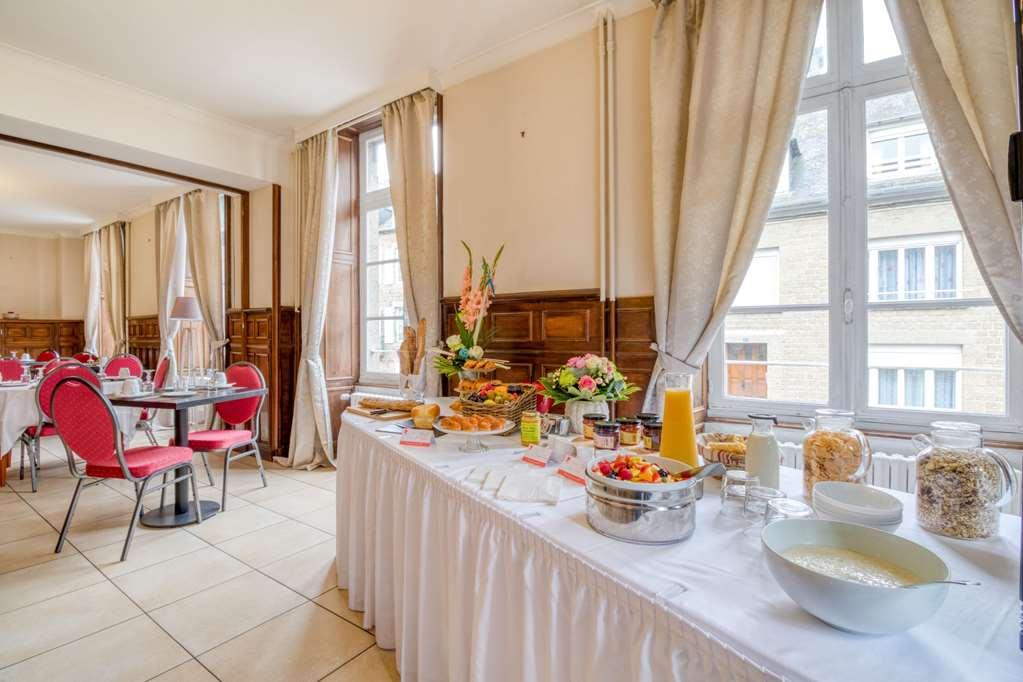 Brit Hotel Le Cygne Saint-Hilaire-du-Harcouët Restaurant foto